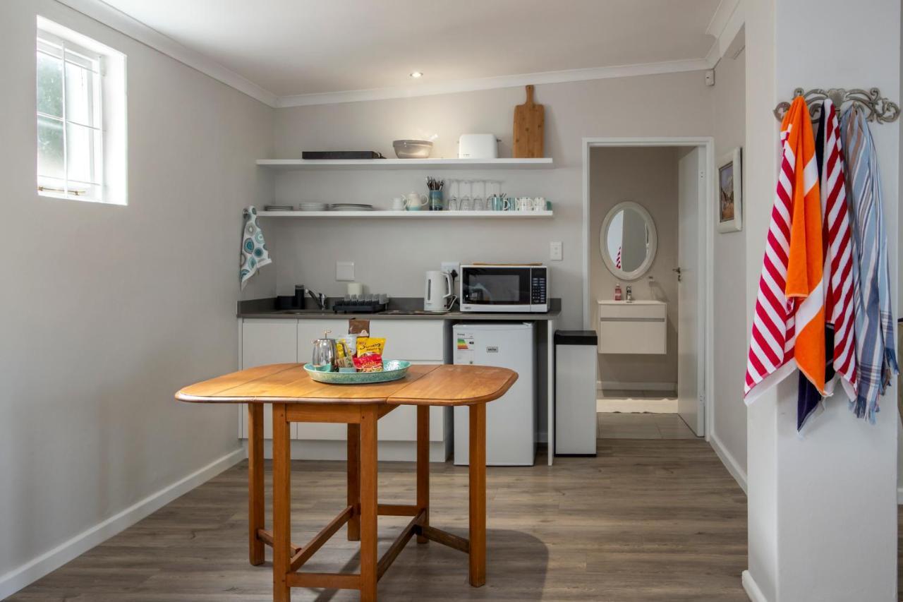 Goozi Garden Cottage Hermanus Kültér fotó